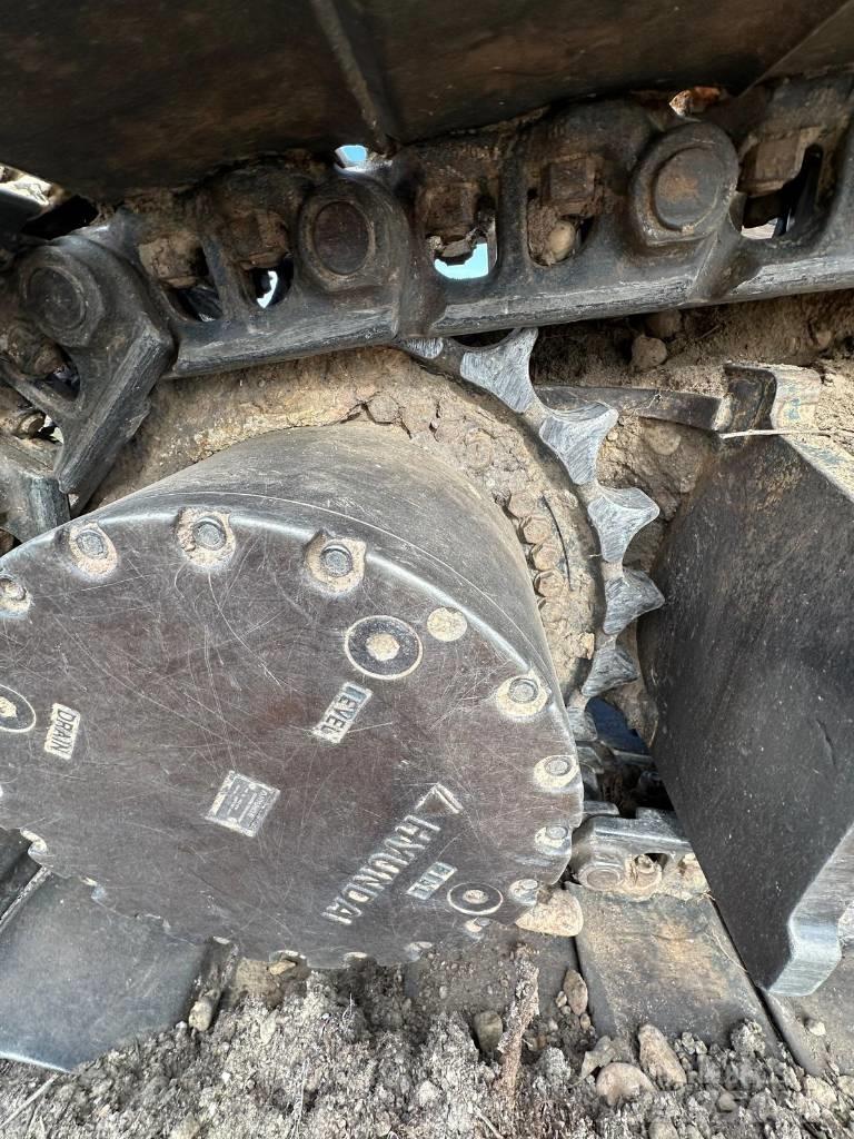 Hyundai HX 260 L Excavatoare pe șenile
