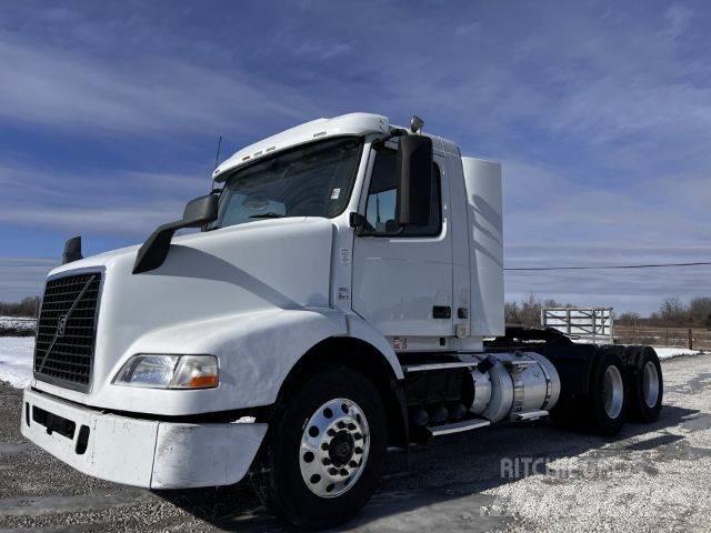 Volvo VNM Camion cabina sasiu