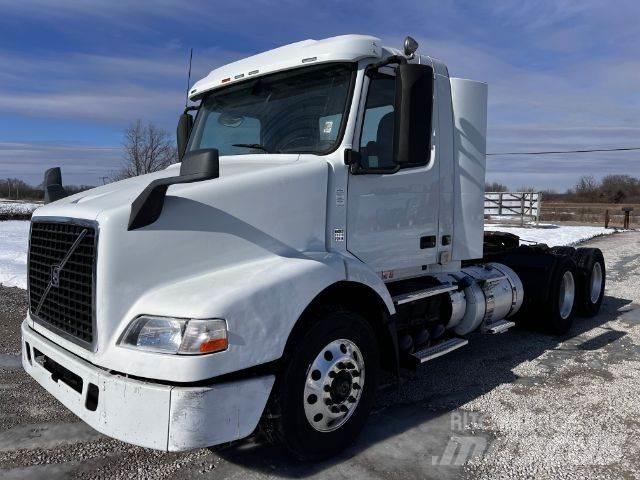 Volvo VNM Camion cabina sasiu
