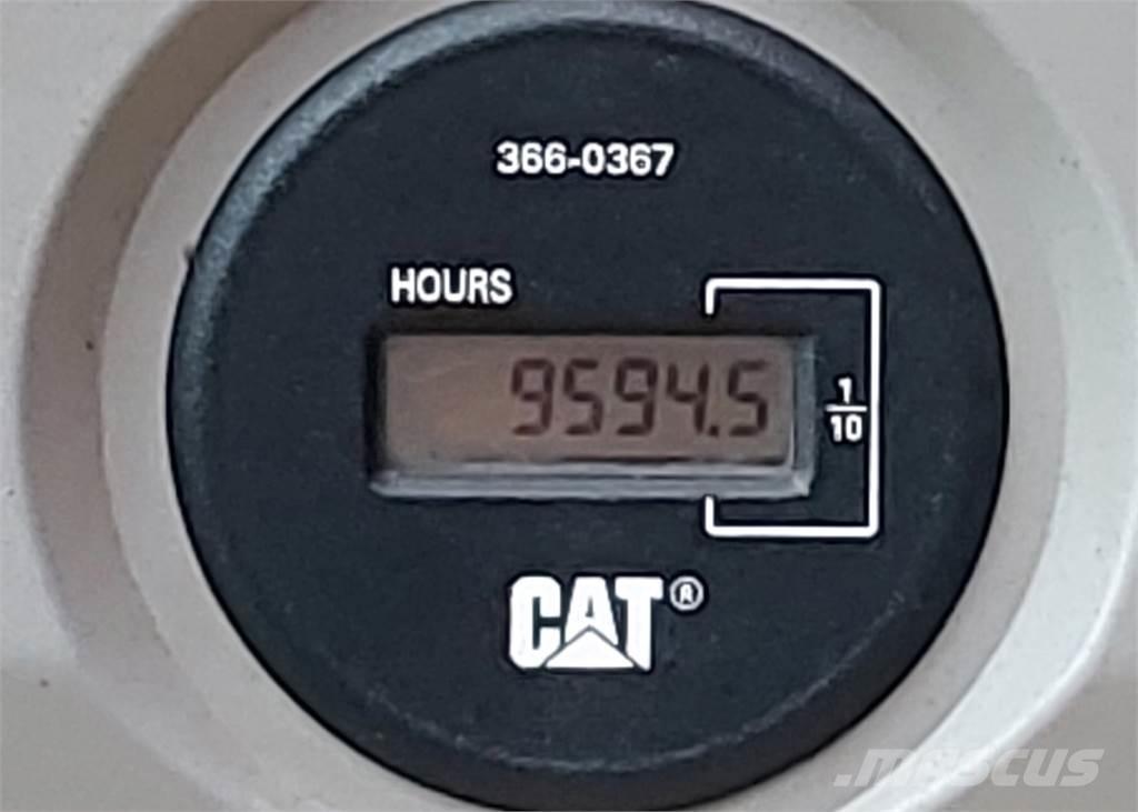 CAT 326FLN Excavatoare pe șenile
