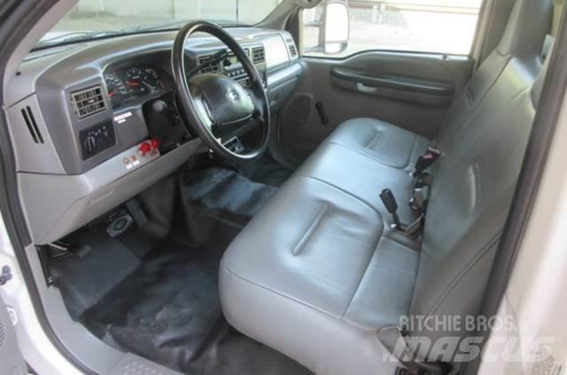 Ford F350 Vehicule de recuperare