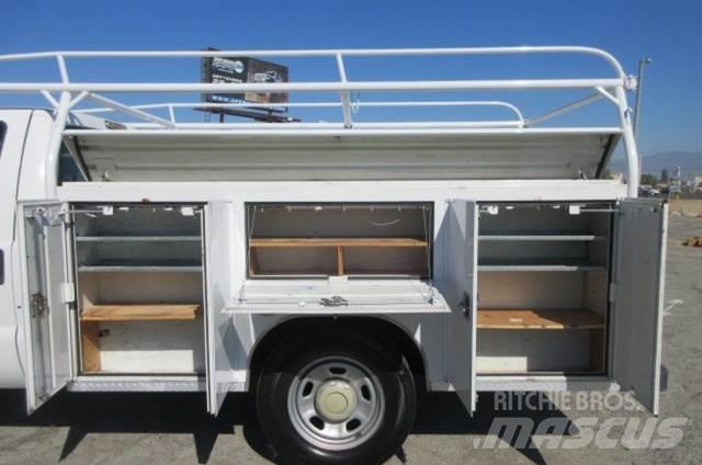Ford F350 Vehicule de recuperare