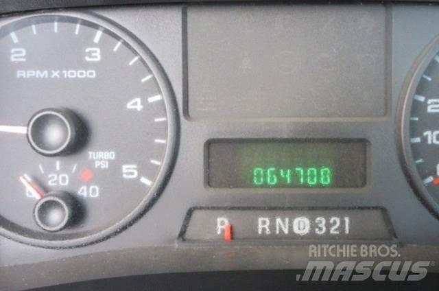Ford F350 Vehicule de recuperare