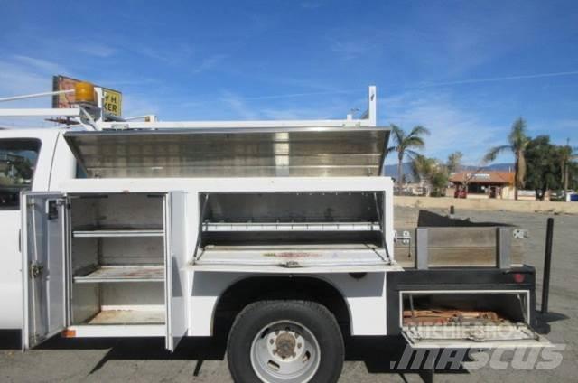 Ford F350 Vehicule de recuperare