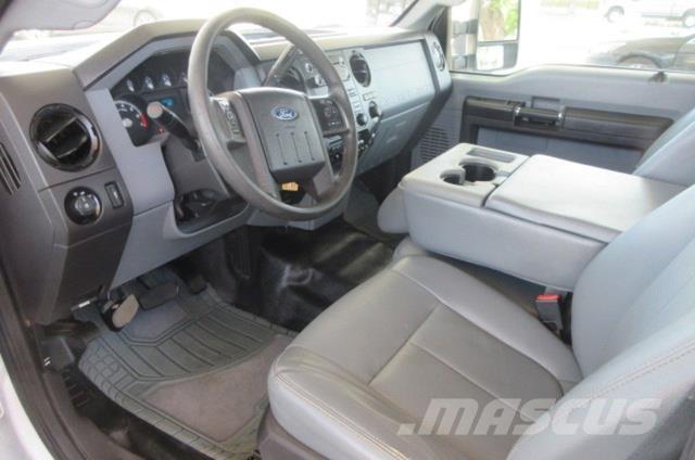 Ford F350 Vehicule de recuperare