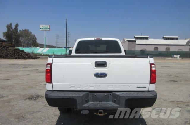 Ford F350 Vehicule de recuperare