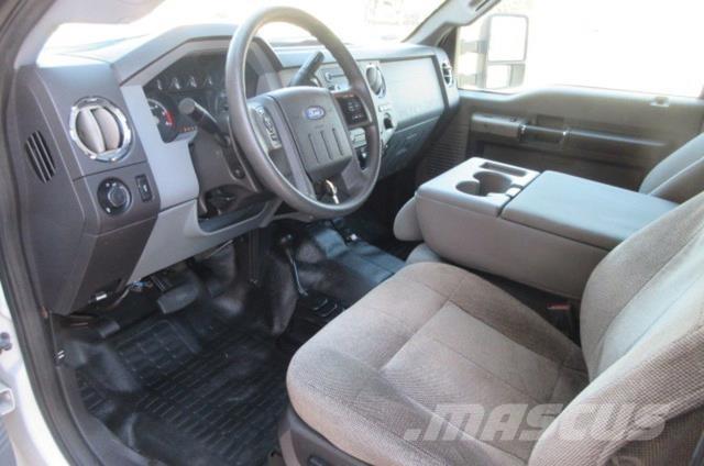 Ford F450 Vehicule de recuperare