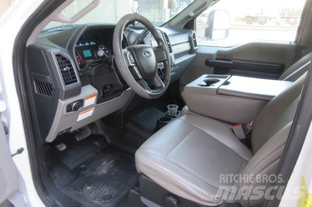 Ford F450 Vehicule de recuperare