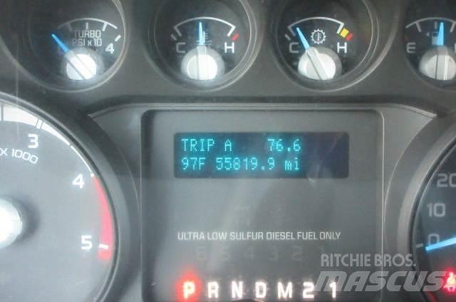 Ford F450 Platforme aeriene montate pe camion