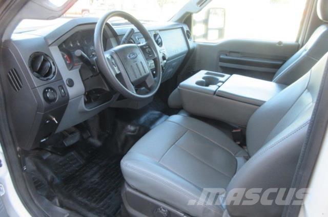 Ford F550 Vehicule de recuperare