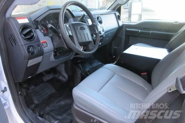 Ford F550 Vehicule de recuperare