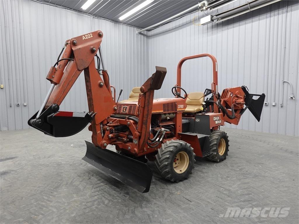 Ditch Witch 3700 Excavatoare de santuri