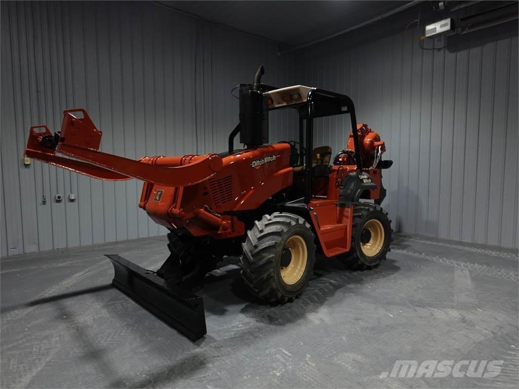 Ditch Witch RT115 Excavatoare de santuri