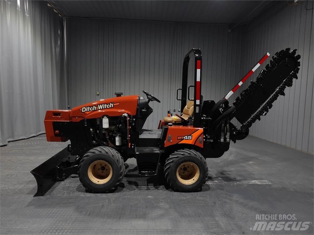 Ditch Witch rt45 Excavatoare de santuri