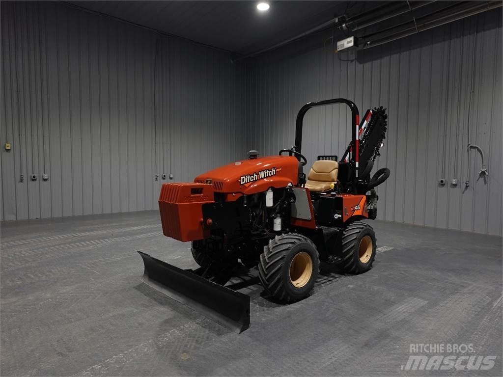 Ditch Witch rt45 Excavatoare de santuri