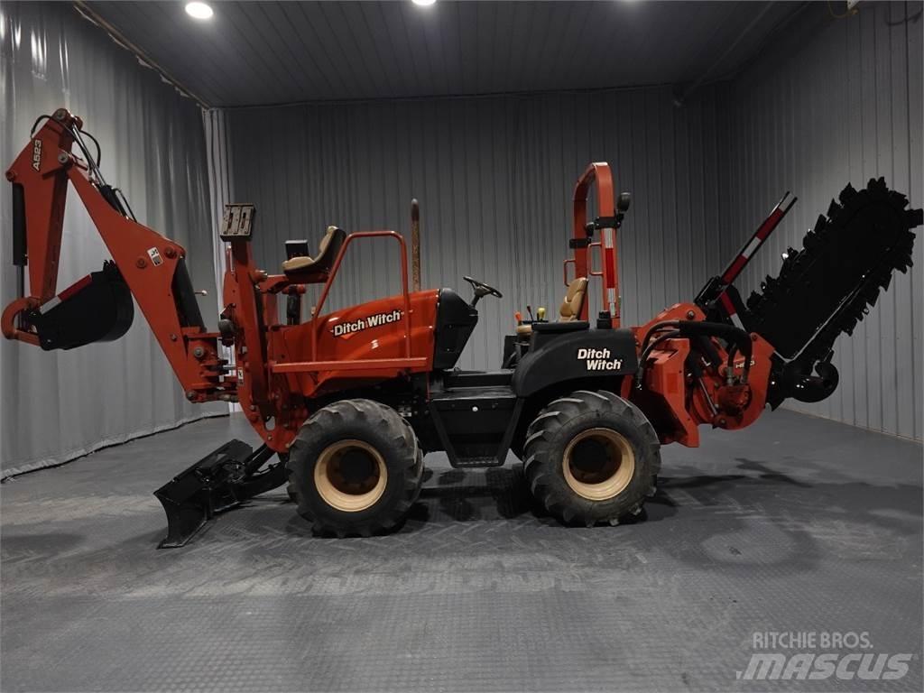 Ditch Witch RT55 Excavatoare de santuri