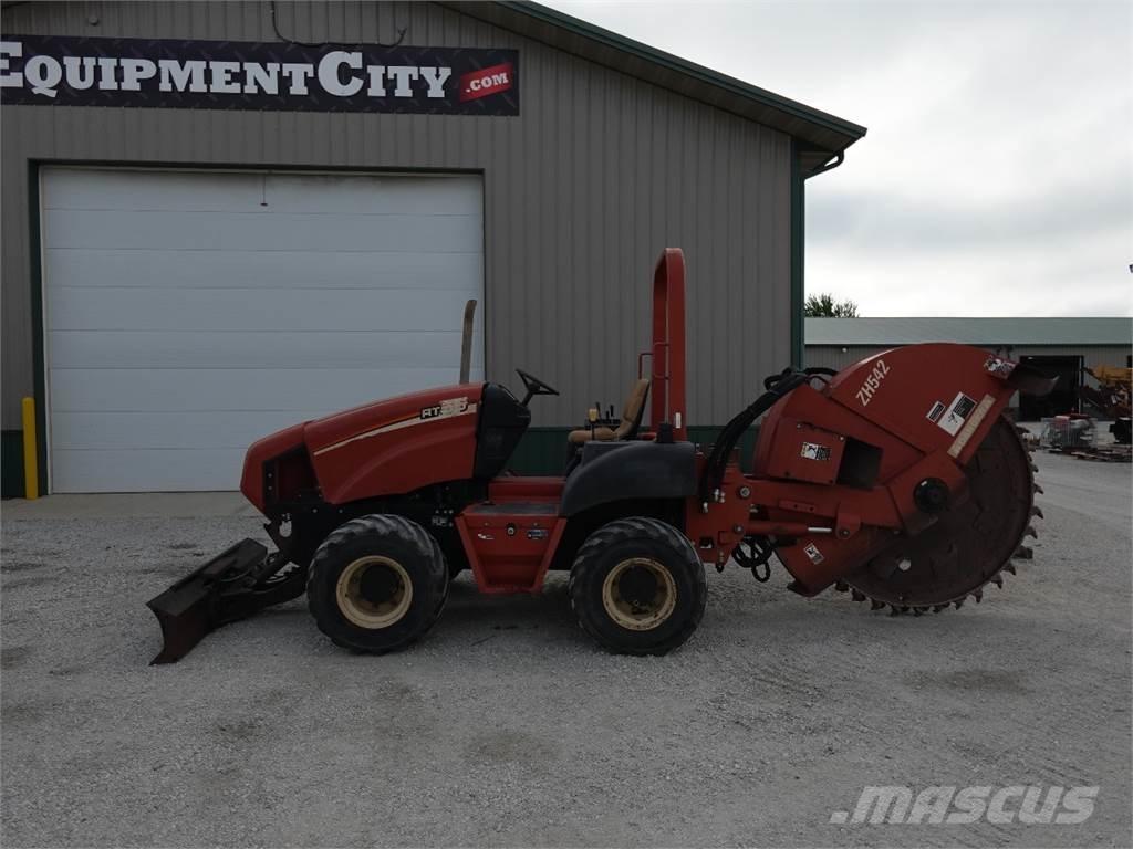 Ditch Witch RT55 Fierastrau pentru stanca si beton