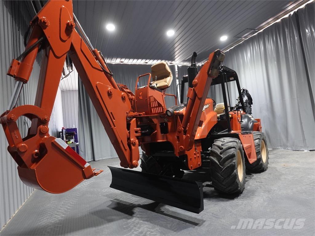Ditch Witch RT95 Excavatoare de santuri
