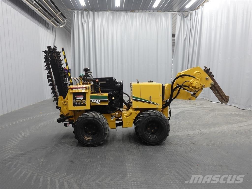 Vermeer LM42 Excavatoare de santuri