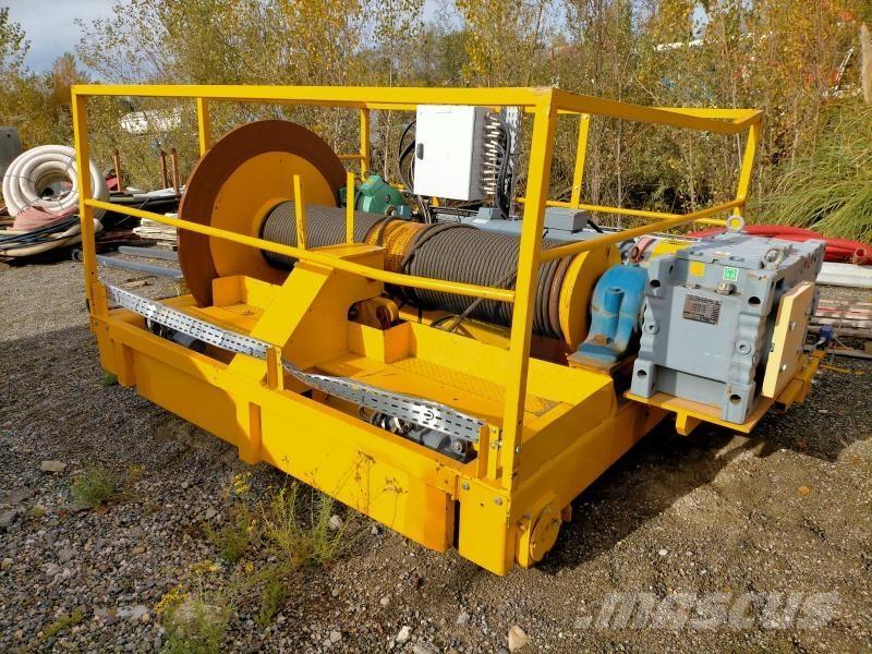  . . Stivuitoare - Altele