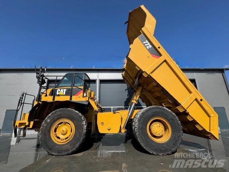 CAT 772 Camioane cu basculante rigide