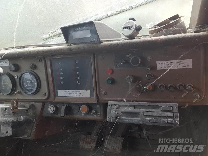 CAT 777 Camioane cu basculante rigide