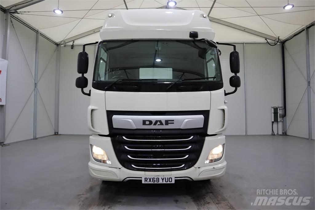 DAF CF450 Autotractoare