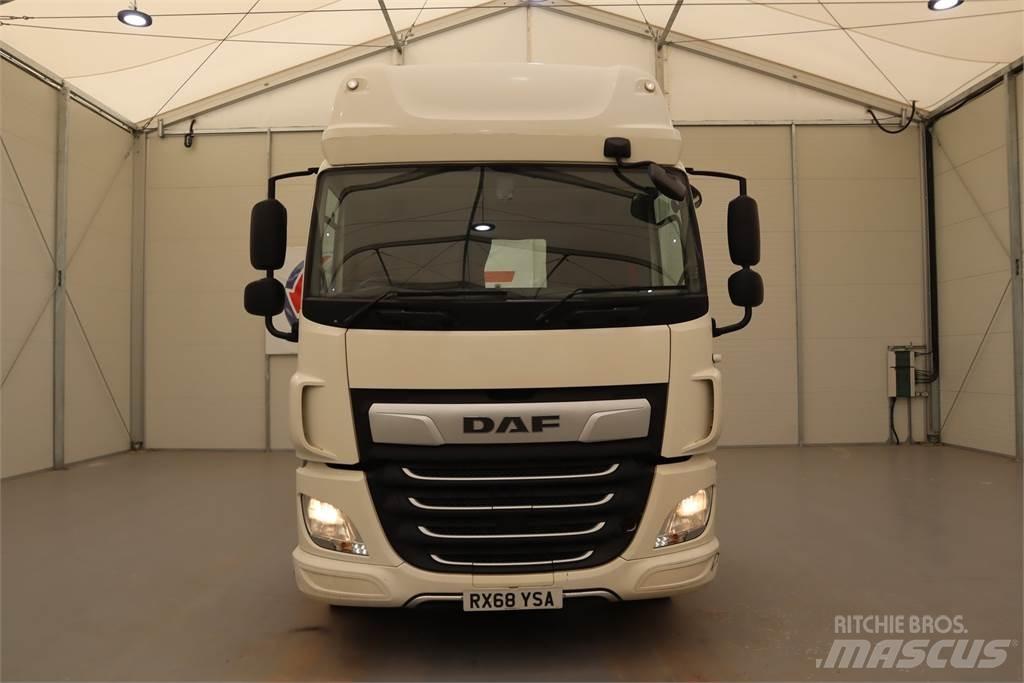 DAF CF450 Autotractoare