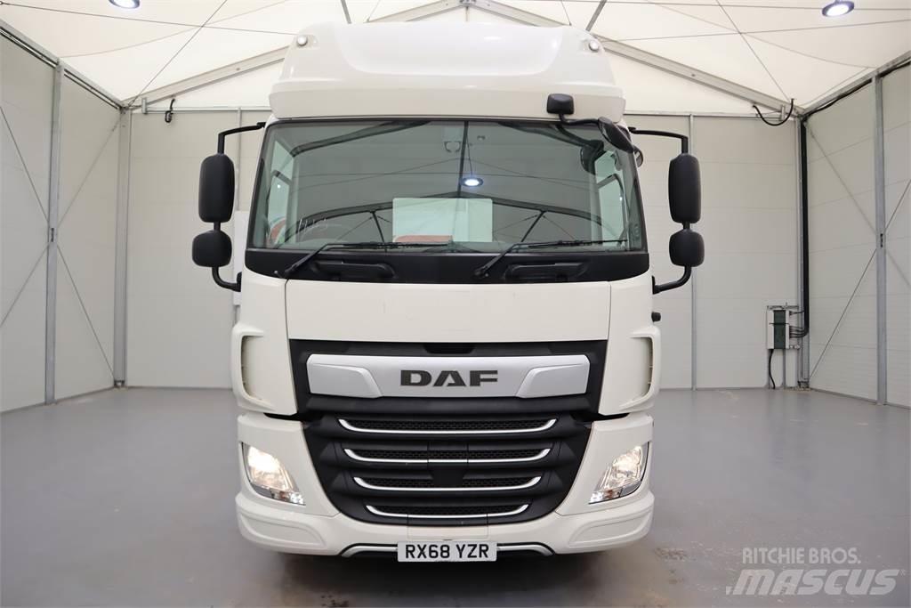 DAF CF450 Autotractoare