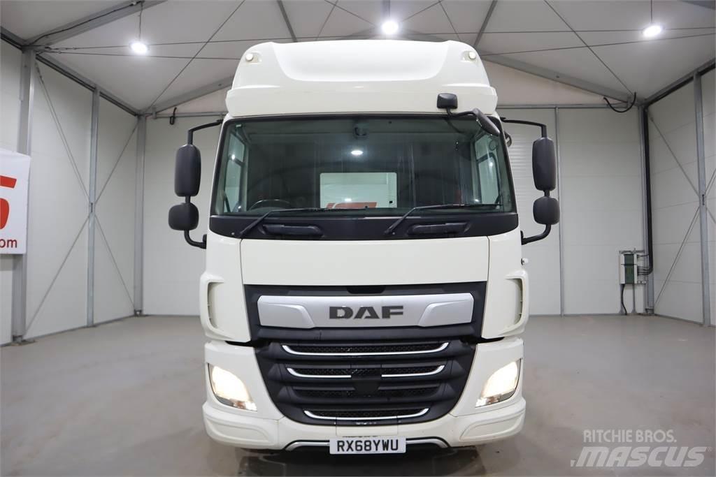 DAF CF450 Autotractoare