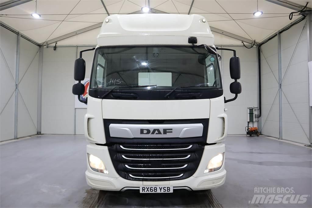 DAF CF450 Autotractoare