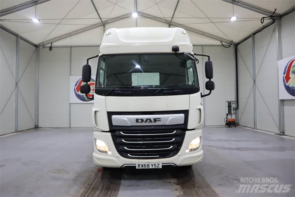 DAF CF450 Autotractoare