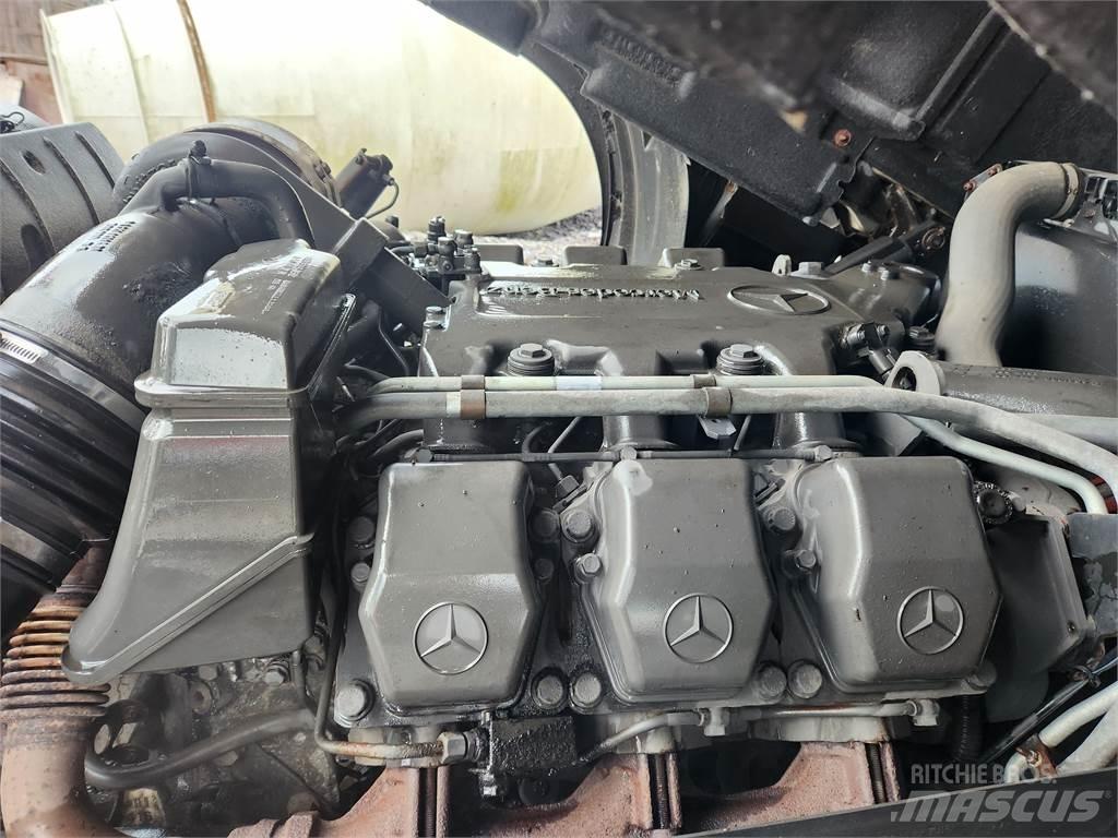 Mercedes-Benz ACTROS 1836 Autotractoare