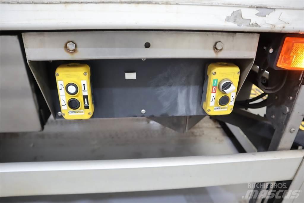 Scania P250 Containere refrigerate