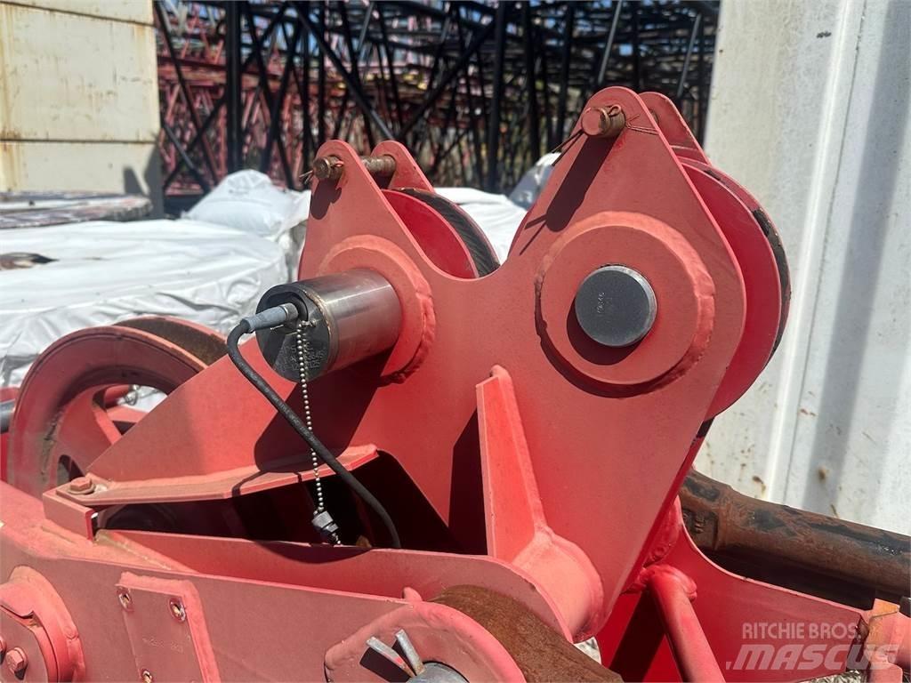 Manitowoc  Brate si cilindri