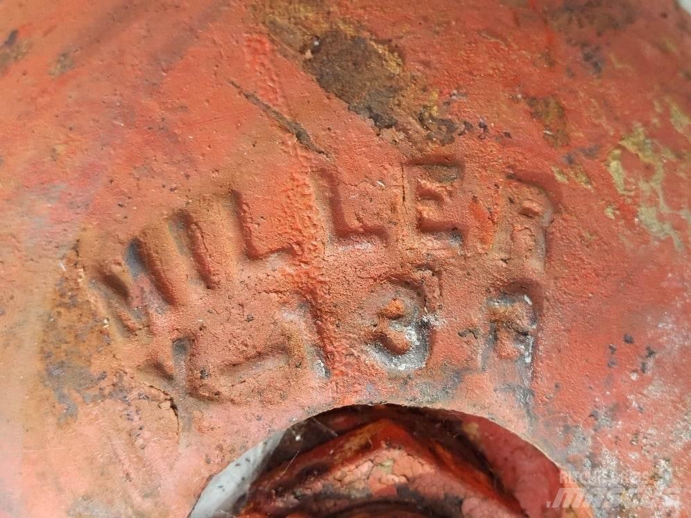 Miller X-13 Piese si echipamente pentru macara