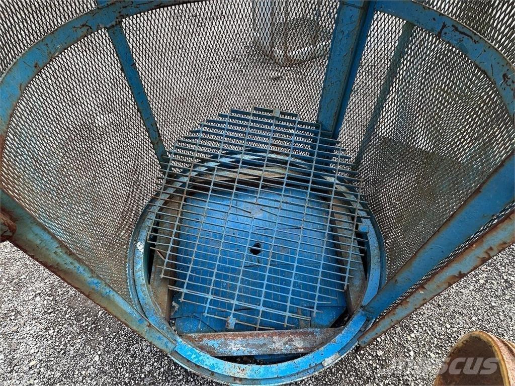  Unknown Piese si echipamente pentru macara