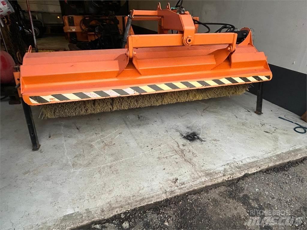 FMG avoharja AH240 Perii