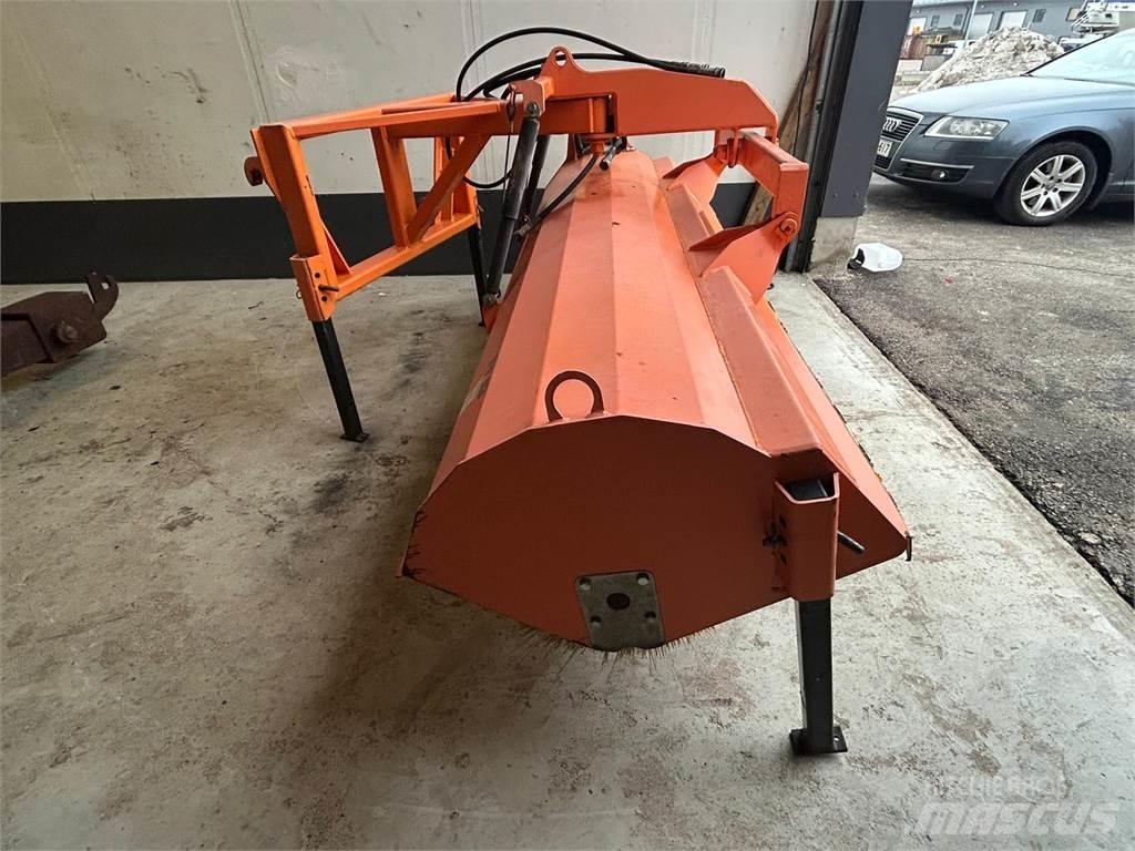 FMG avoharja AH240 Perii