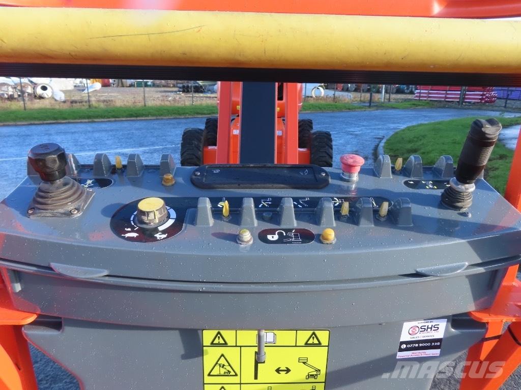 JLG 660 SJ Nacele cu brat telescopic