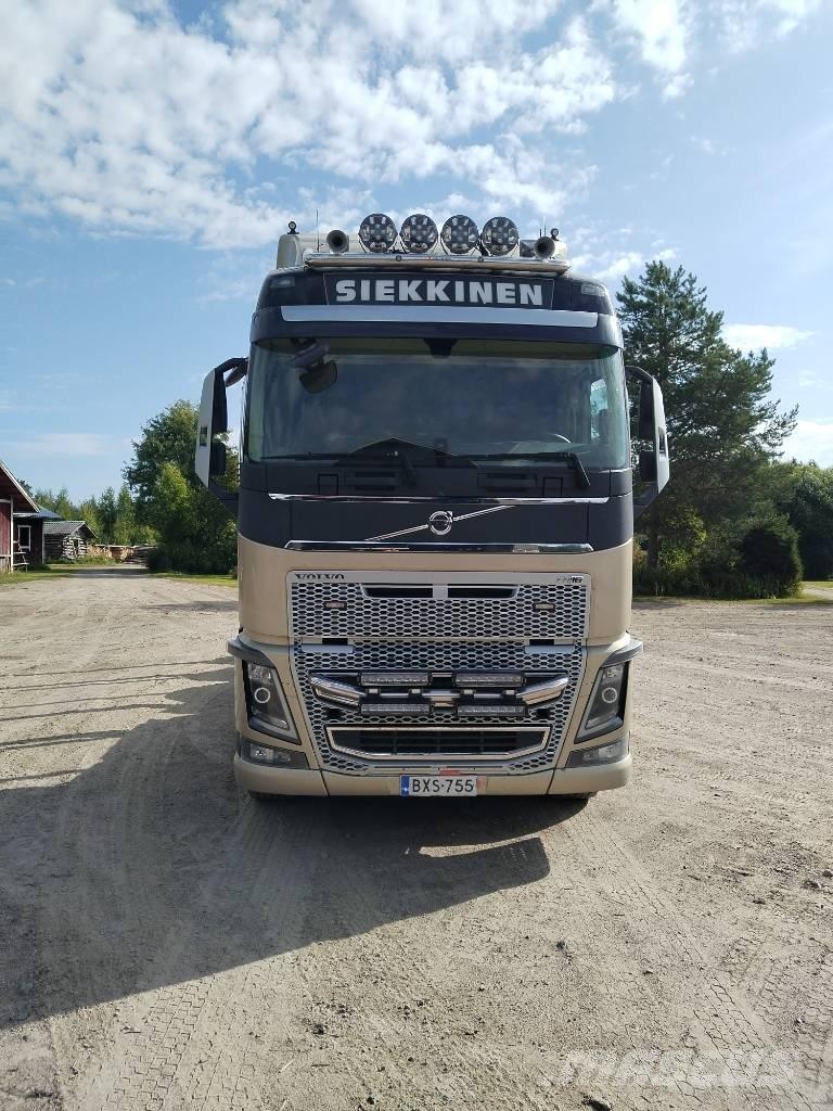 Volvo FH 16 750 Camion pentru lemne