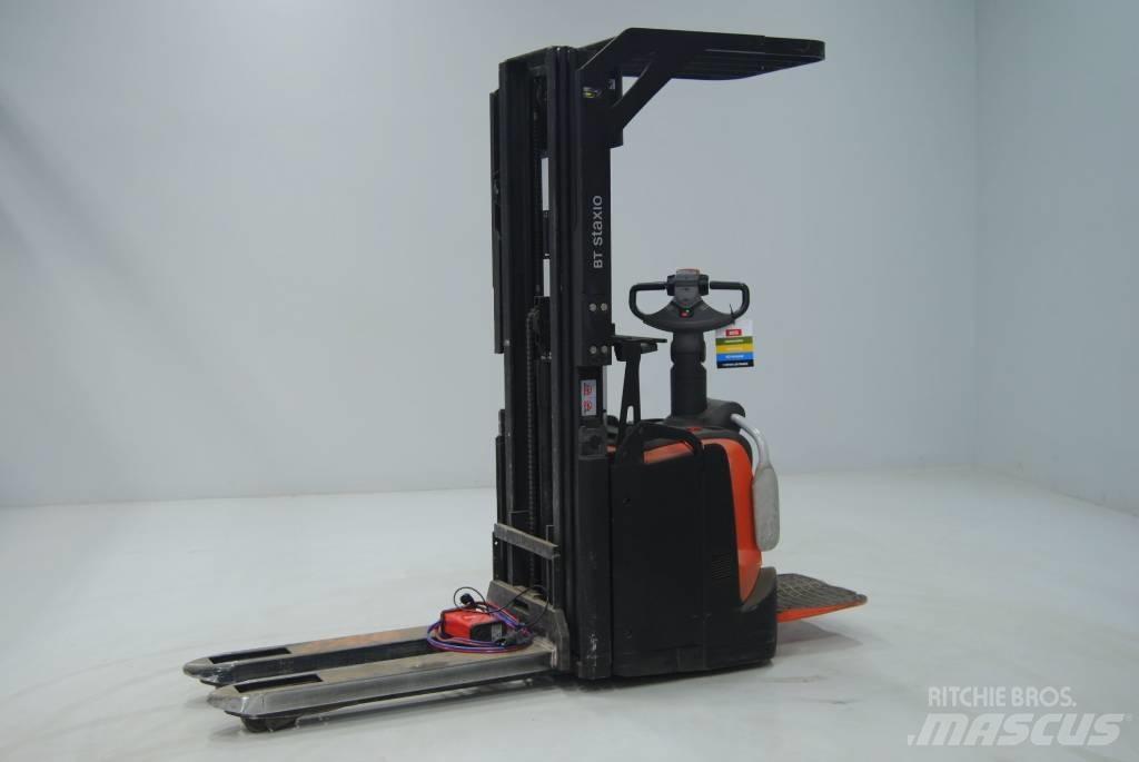 Toyota SPE120L Transpaleta manuala