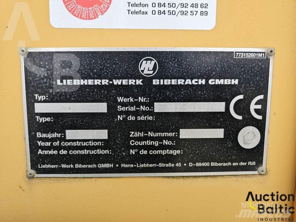 Liebherr 56K Macarale turn
