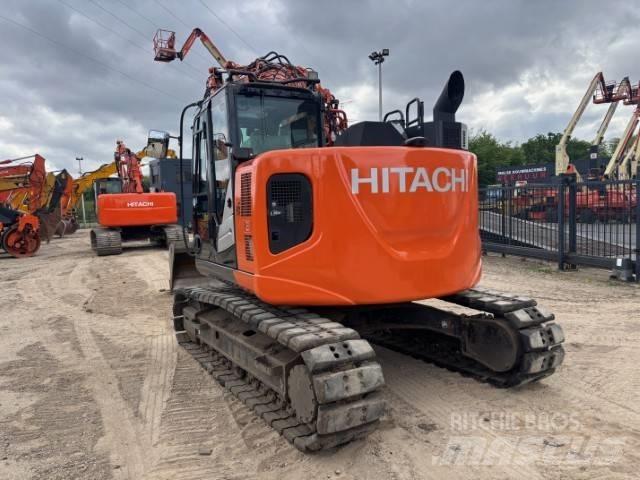 Hitachi ZX 135 US-6 Excavatoare pe șenile
