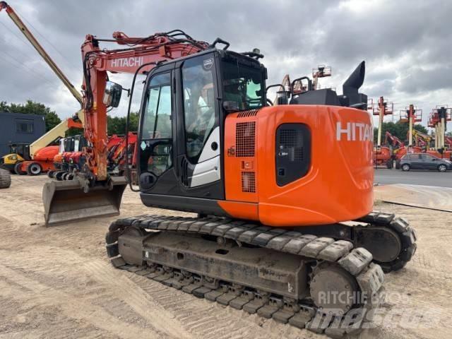 Hitachi ZX 135 US-6 Excavatoare pe șenile
