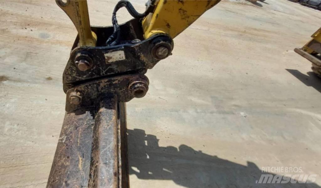 CAT 432 F2 Buldoexcavatoare