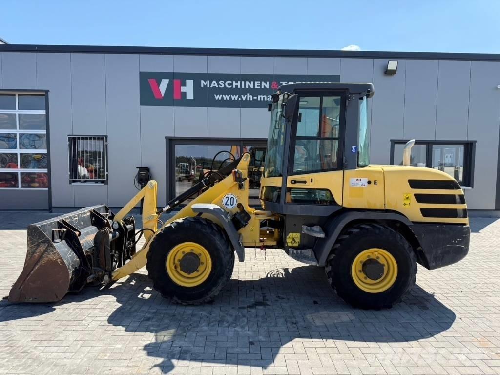 Yanmar V 80 Incarcator pe pneuri