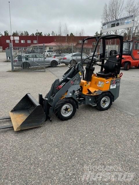 GiANT G 1200 Mini incarcatoare