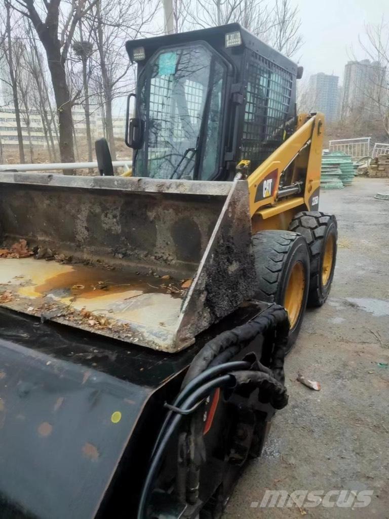 CAT 226 B Mini incarcator