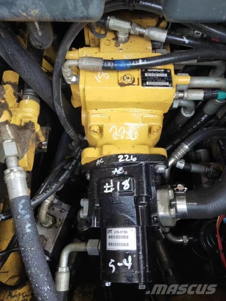 CAT 226 B Mini incarcator